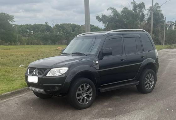 MITSUBISHI PAJERO TR4 2.0 4X2 16V 140CV FLEX 4P MANUAL